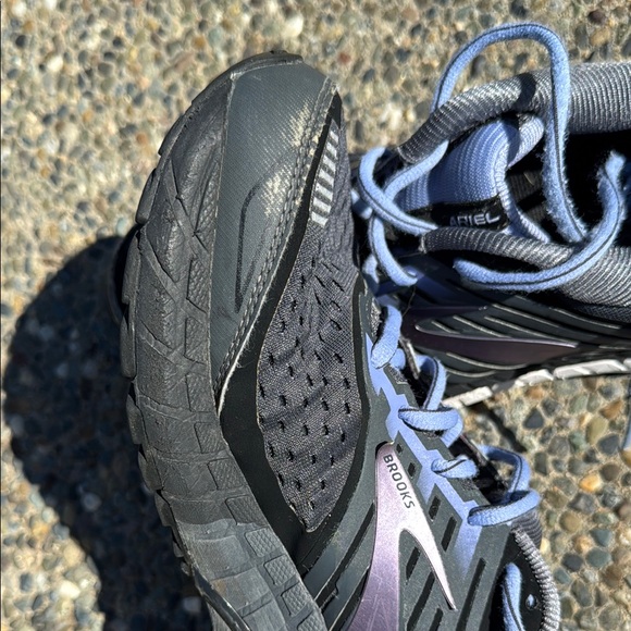 Brooks Ariel 18 Charcoal Athletic Shoes Size 11 - Picture 7 of 9